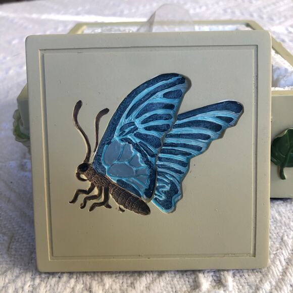 VTG 3D Butterfly Coaster Set w/ Holder 4‑Piece Resin Square New Open Box Cottage - Picture 5 of 16
